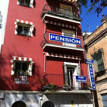Pension Perez Montilla Sewilla Zewnętrze zdjęcie